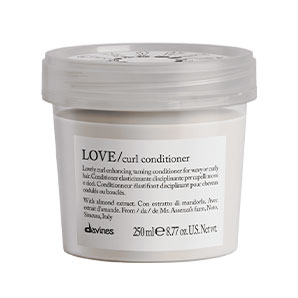 Acondicionador Davines Love Curl para cabello rizado 250 ml