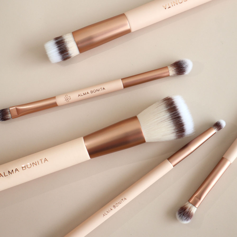 Kit de 5 Brochas de maquillaje Alma Bonita #219, #144, #143, #214, #218