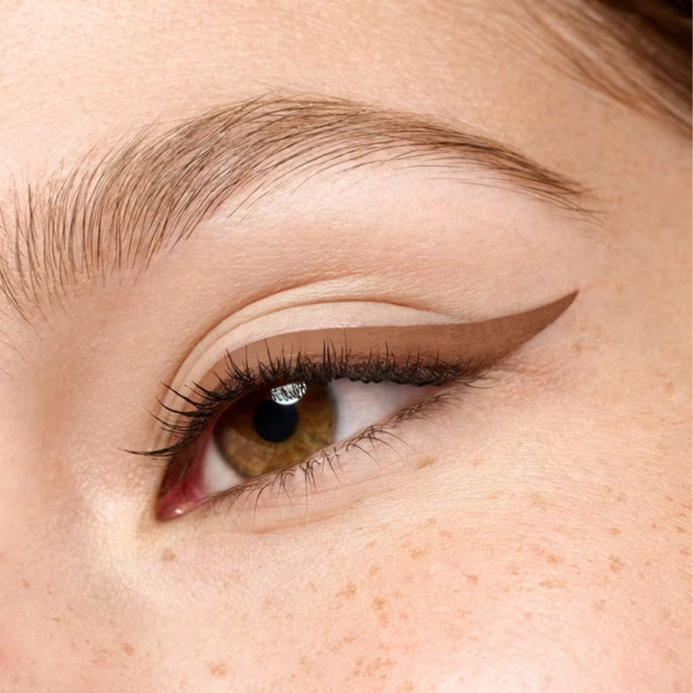 Delineador líquido Essence COLOUR it! 05 Chocolate Brown