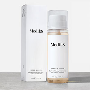 Tónico Exfoliante Medik8 Press & Glow 200 ml