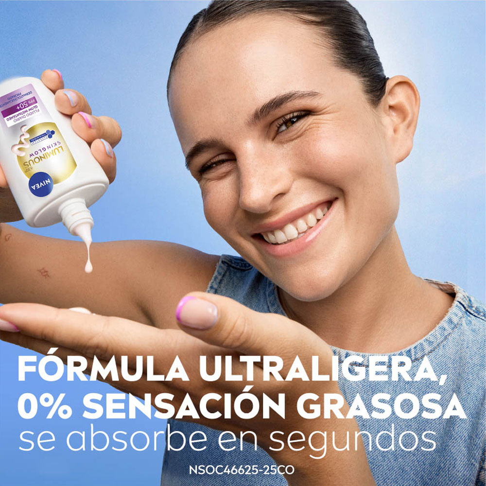 Fluido facial Nivea LUMINOUS630 Skin Glow Instant FPS 50+ Antimanchas 40 ml
