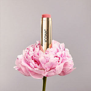 Rubor en barra ICONIC London Blurring Blush Stick Daiquiri Pink
