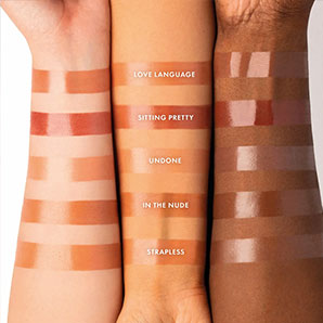 Bálsamo labial ICONIC London Melting Touch Lip Balm Strapless