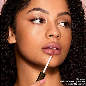 Labial Mousse Mate ICONIC London Cloud Kiss No Secrets